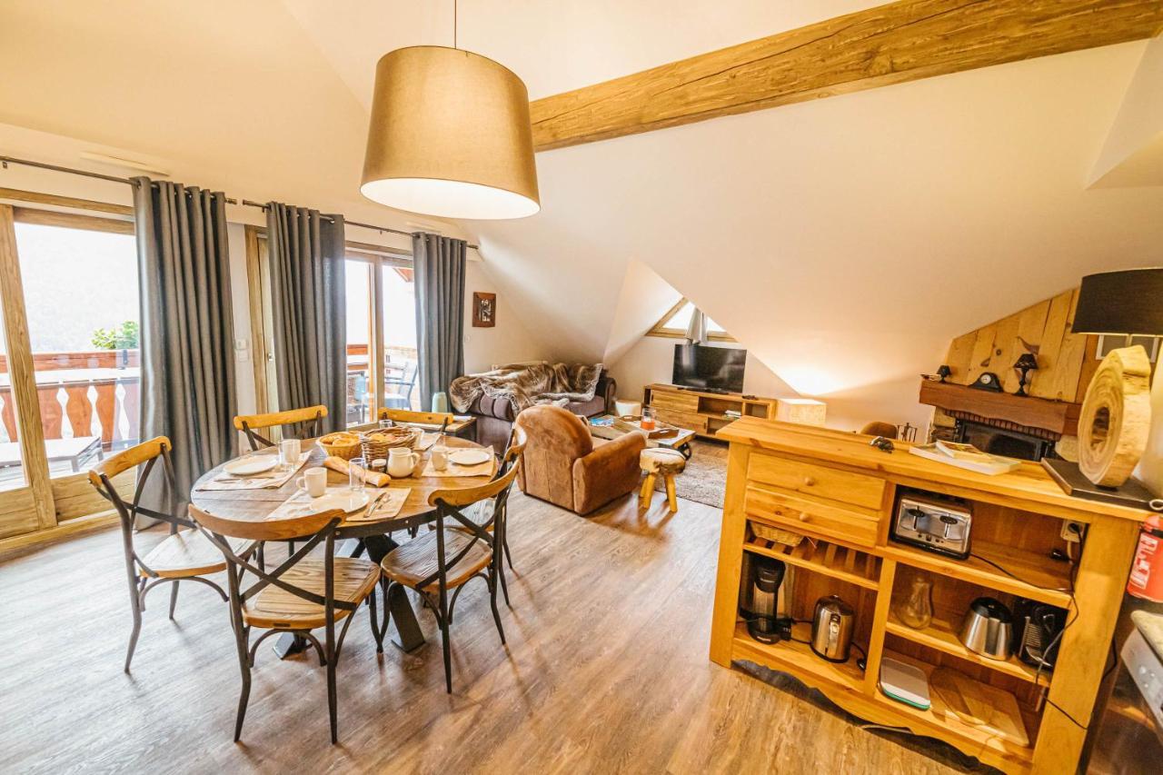 Chalet La Perle De L'Oisans - Appartements D'Exception Вожани Экстерьер фото